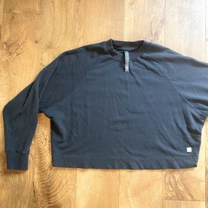 Vuori boxy pullover sweatshirt